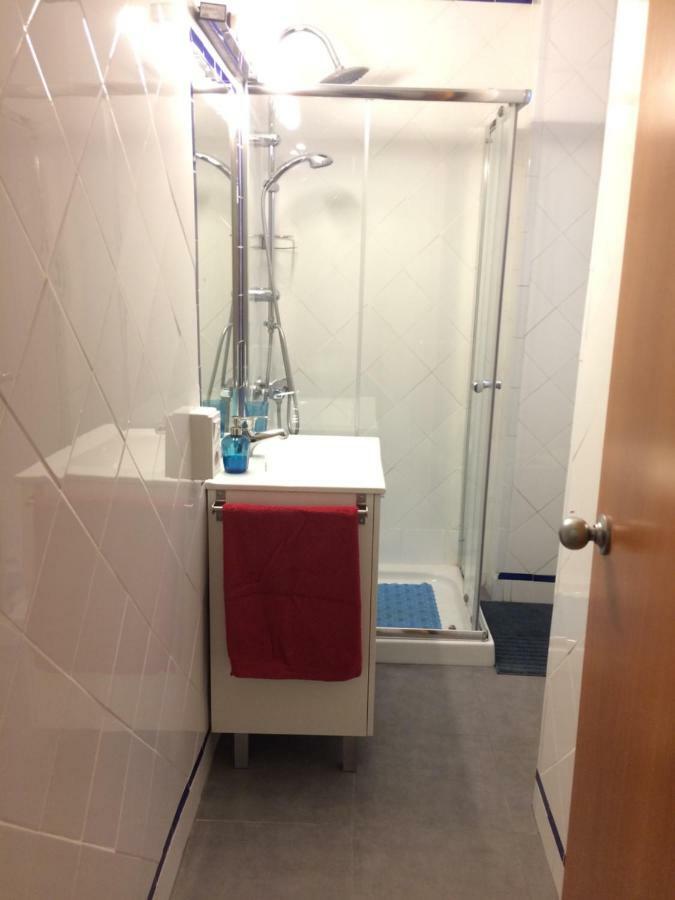 Peris Mencheta Apartment Sevilla Bagian luar foto